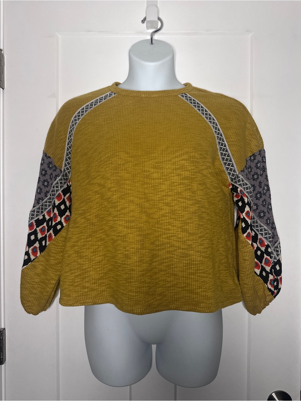 TMHL Bohemian Waffle Knit Mustard Pullover Sweater Patterned Sleeve Accents Fall